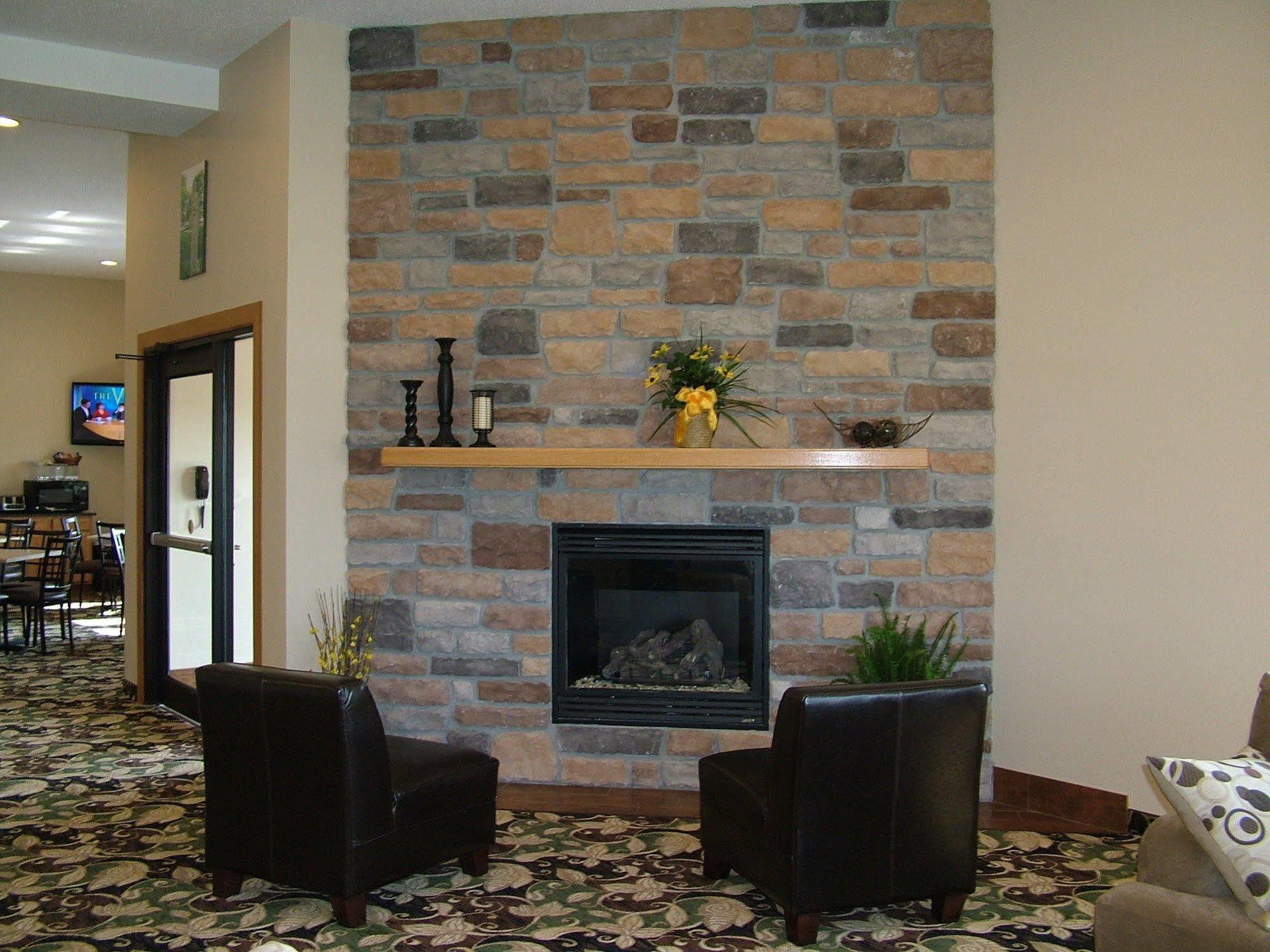 Cobblestone Inn & Suites - Lake View Esterno foto